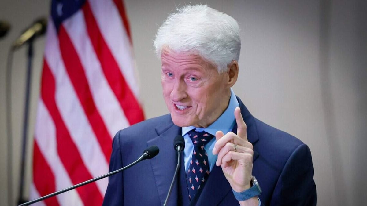 Bill Clinton Campaigns and Raises Funds for David Jolly in South Florida