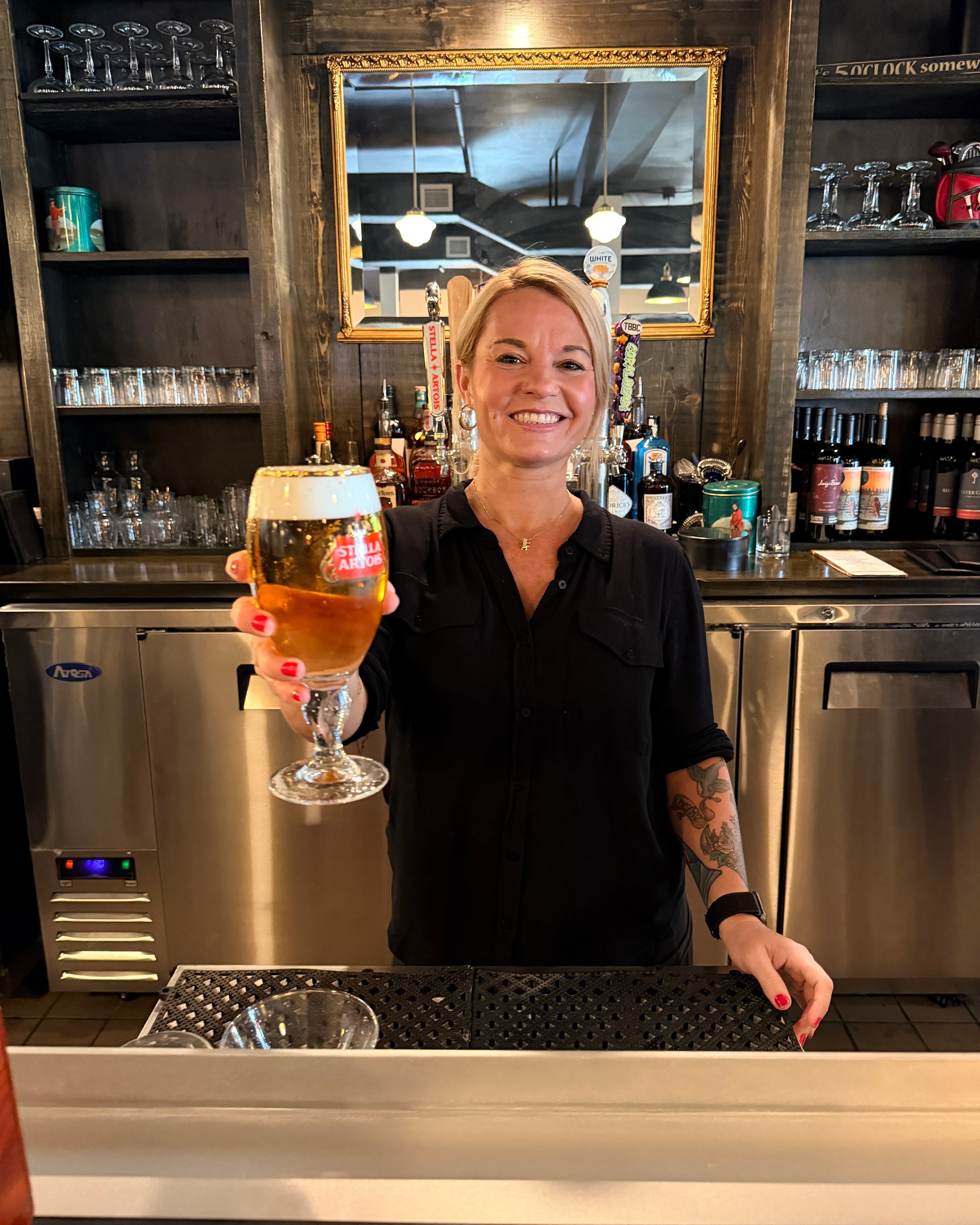 Bogey’s Tavern owners aim for a hole-in-one