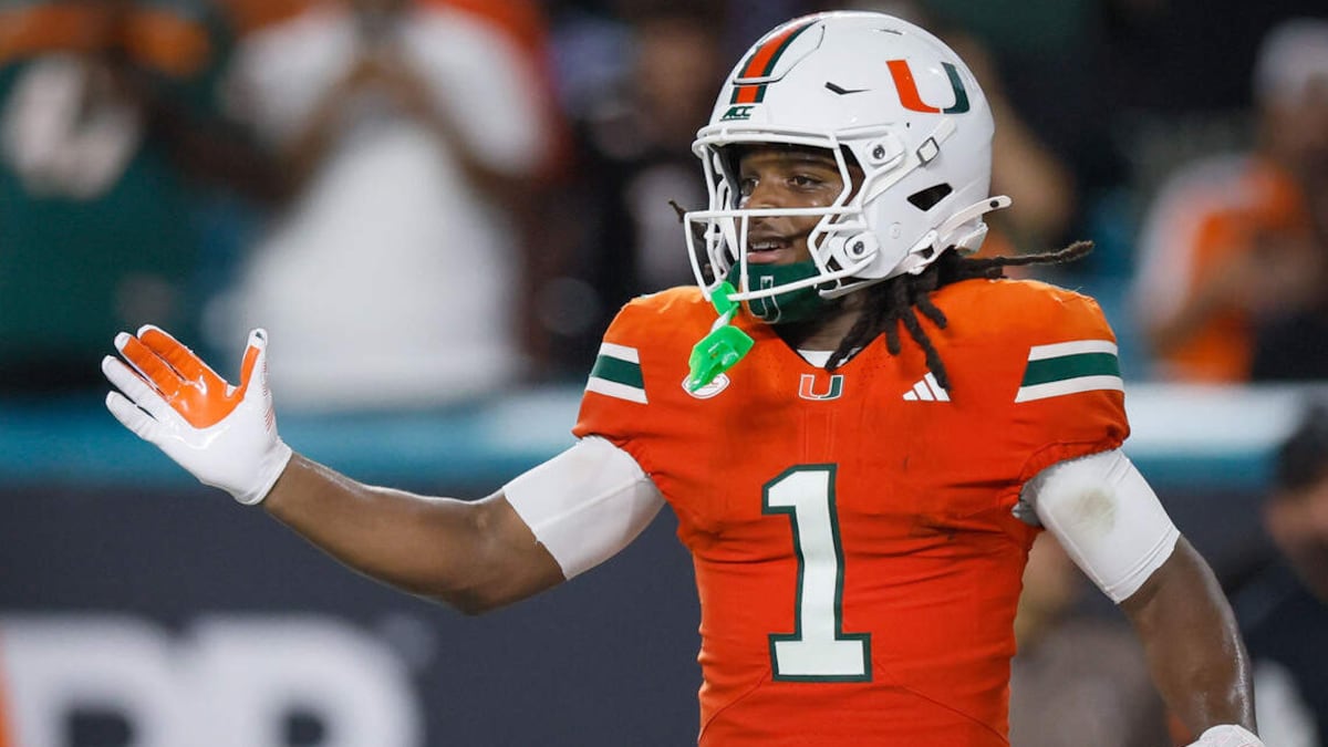 Malachi Toney von Miami erzielt seine Punkte und schafft gleichzeitig Raum ...