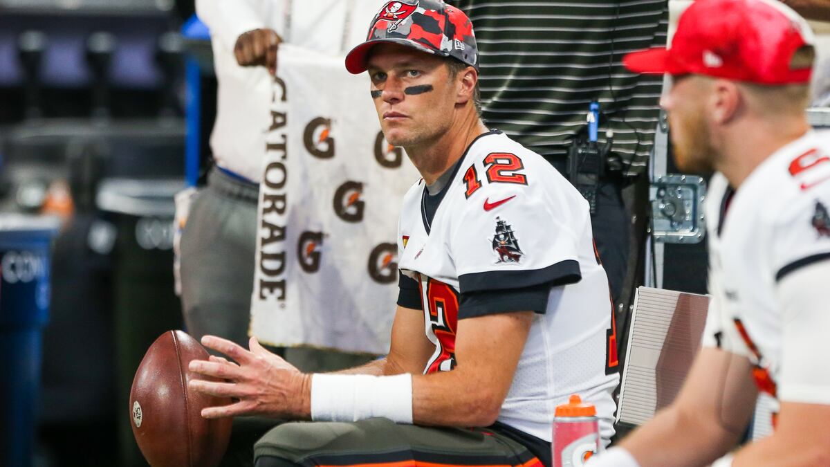 Falling Falcons Rmc14 Bucs will enter playoffs with losing record after falling to Falcons