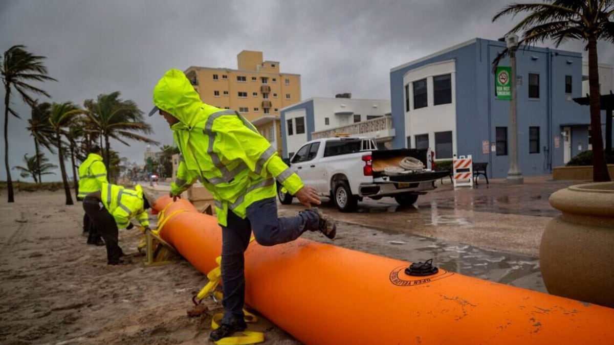 Florida Homeowners Face Limits on Permanent Flood Barriers