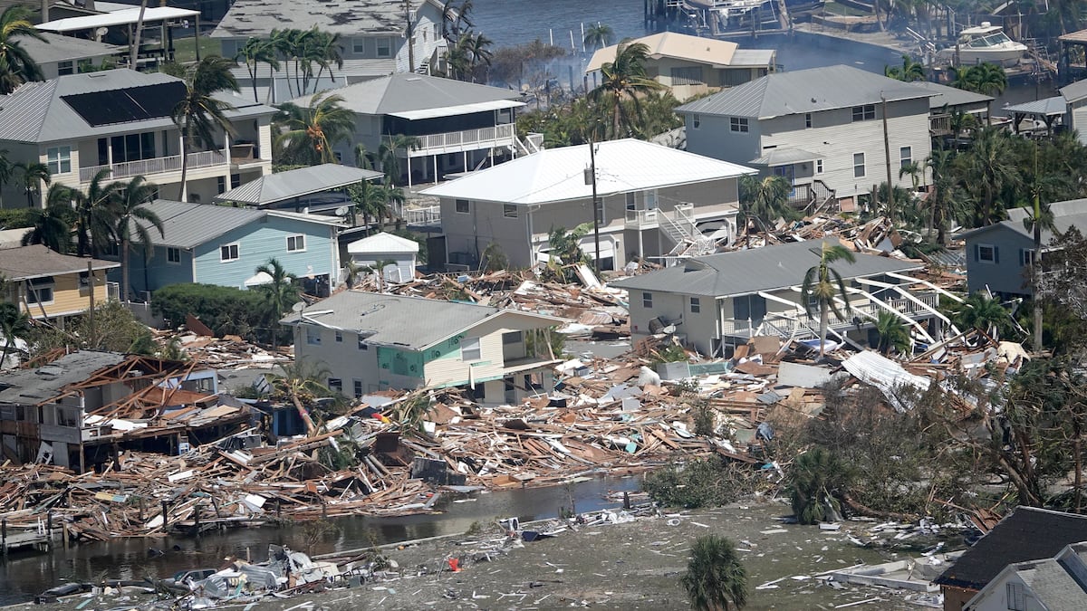 Hausbesitzer in Florida werden bei der Gebäudeversicherung über den Tisch ...