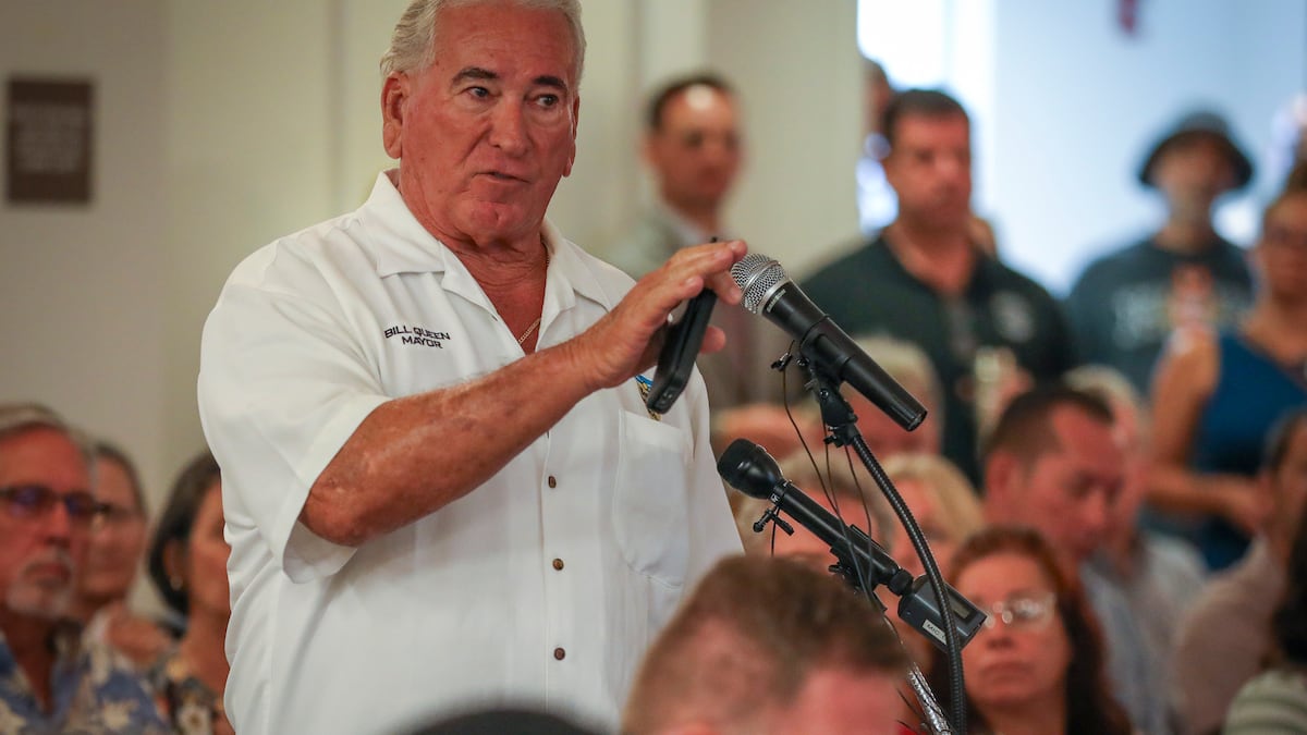 Mayor Quenton Reed Bill Queen resigns as longtime mayor of North Redington Beach