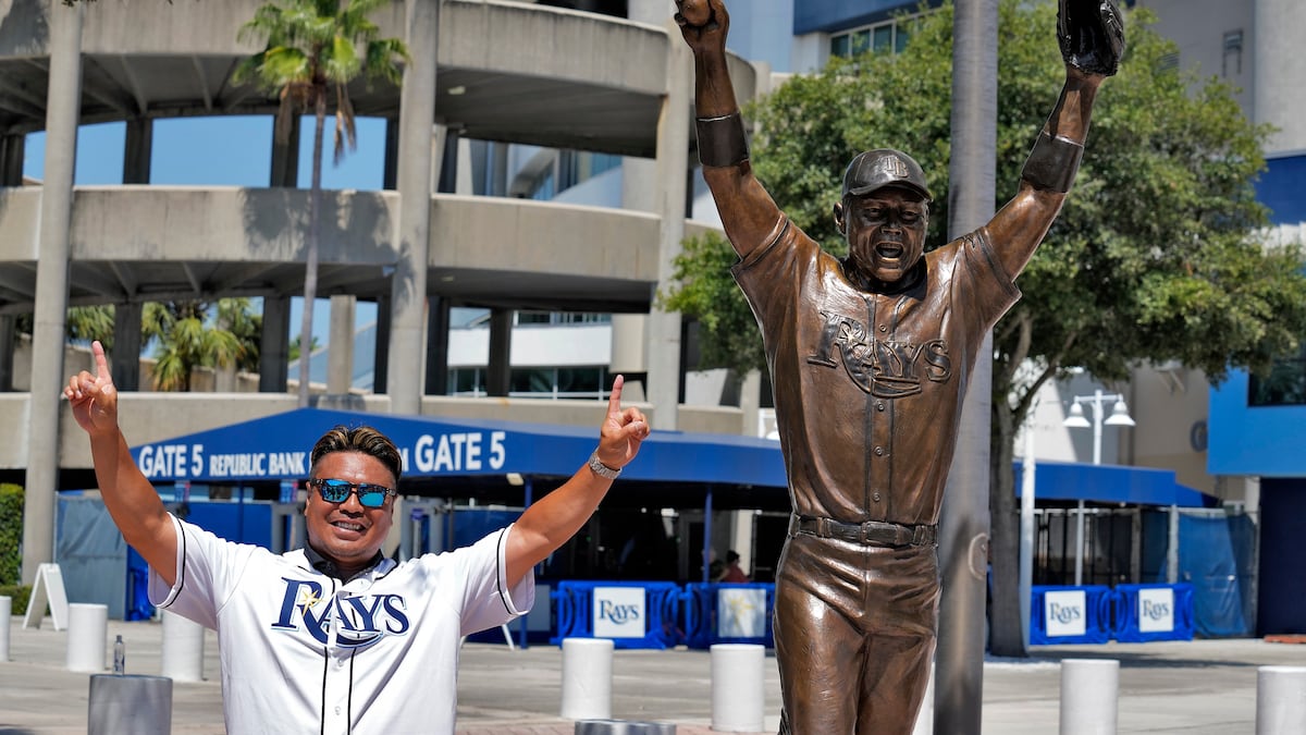Statue Rays Rays unveil two statues honoring biggest moments in franchise history