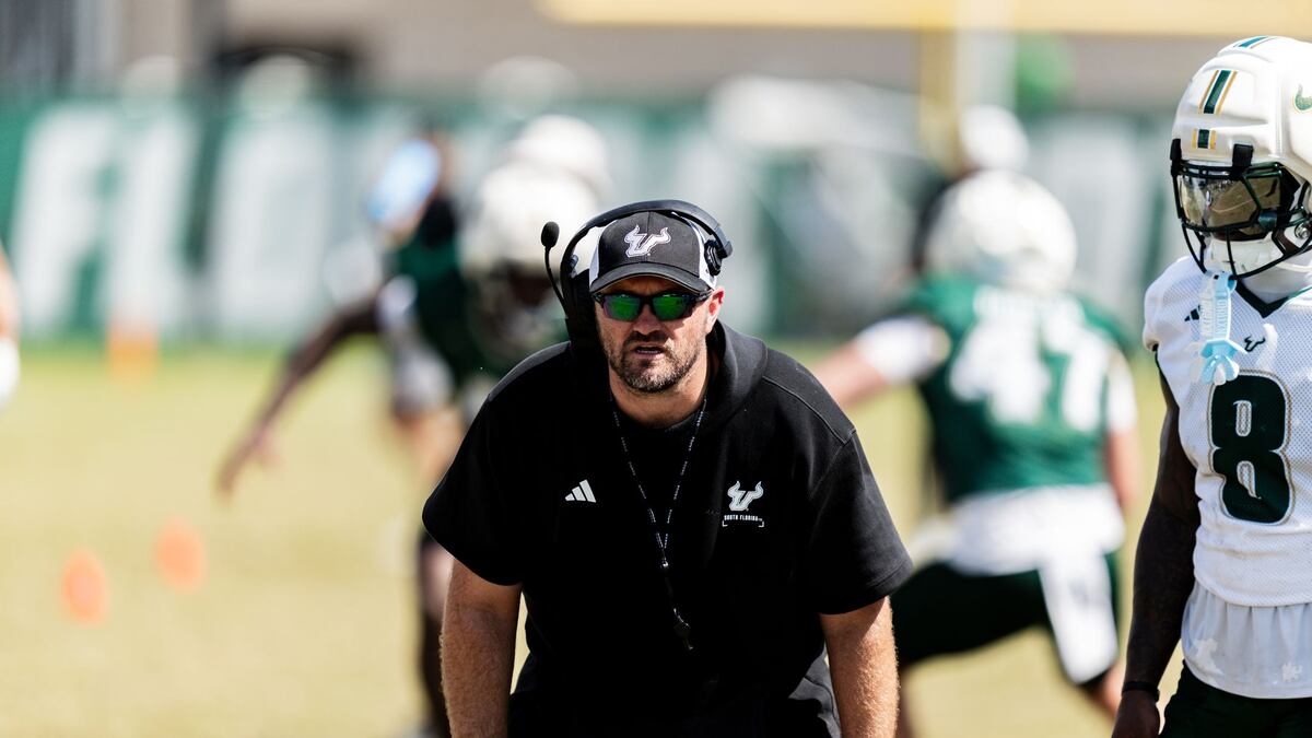‘Hungry’ and ‘overlooked,’ USF defense is united in spirit and purpose