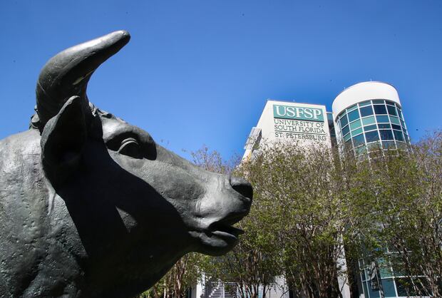 The University of South Florida is among a handful of state schools that have pushed their enrollment deadline to May 15 after problems with the Free Application for Federal Student Aid. More than a third of financial aid applications to the school are unusable because of errors, delays and other problems. 
